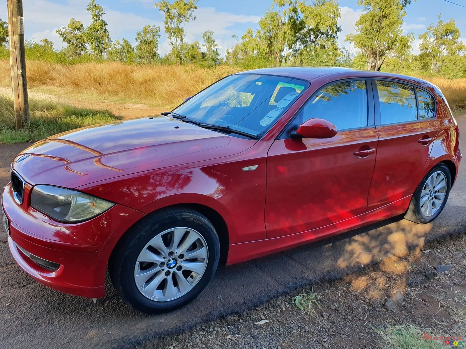 2009' BMW 116 photo #1