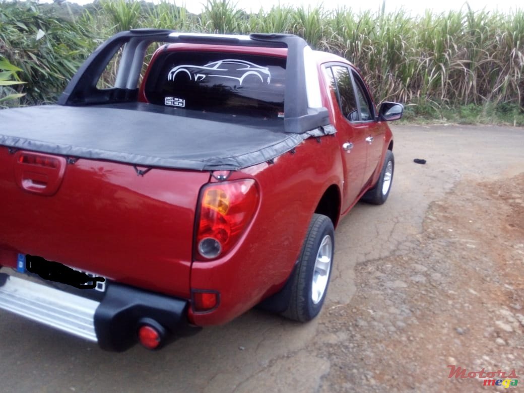 2008' Mitsubishi L 200 photo #6