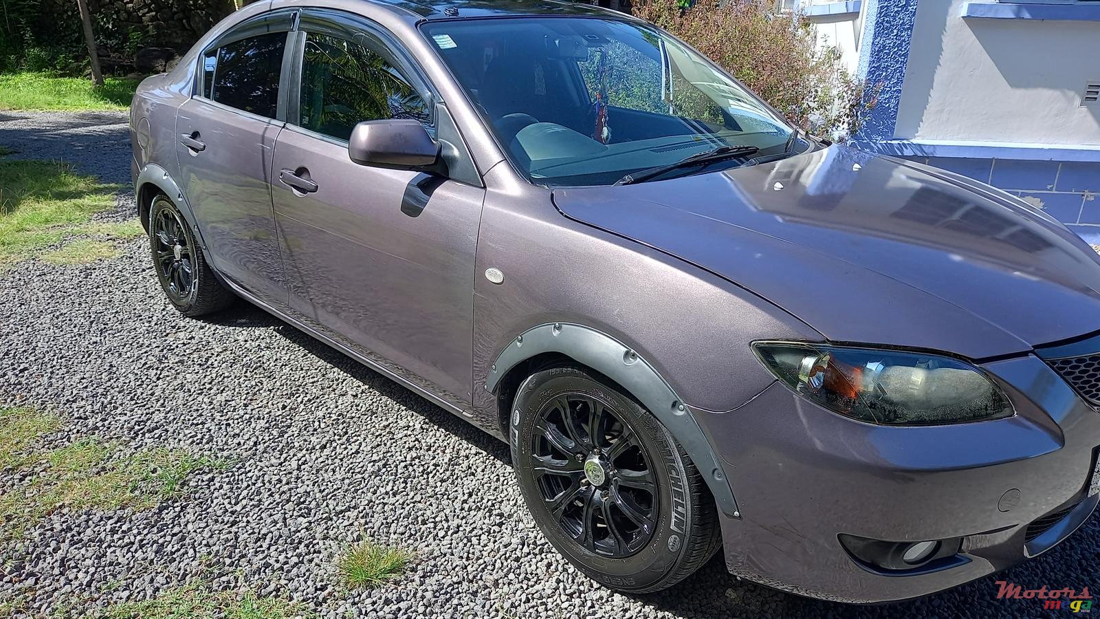 2007' Mazda Axela photo #2