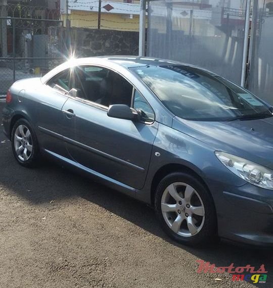 2008' Peugeot 307 cc convertible/cabriolet photo #3