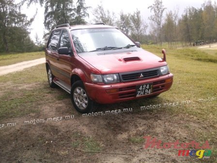 1994' Mitsubishi RVR : essence + gaz photo #1