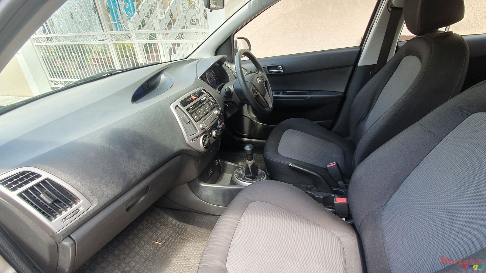 2015' Hyundai i20 photo #7