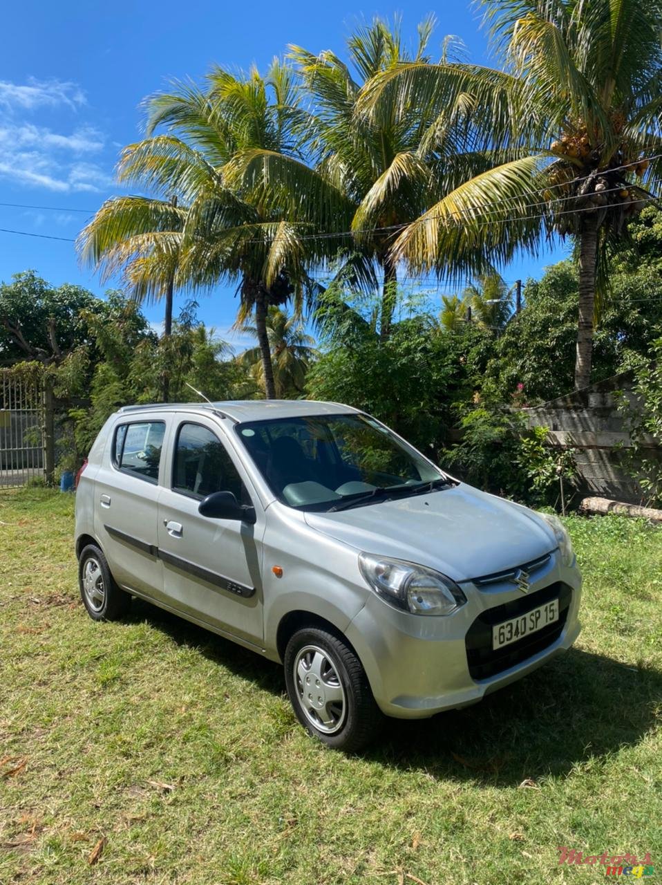 2015' Suzuki Alto photo #2