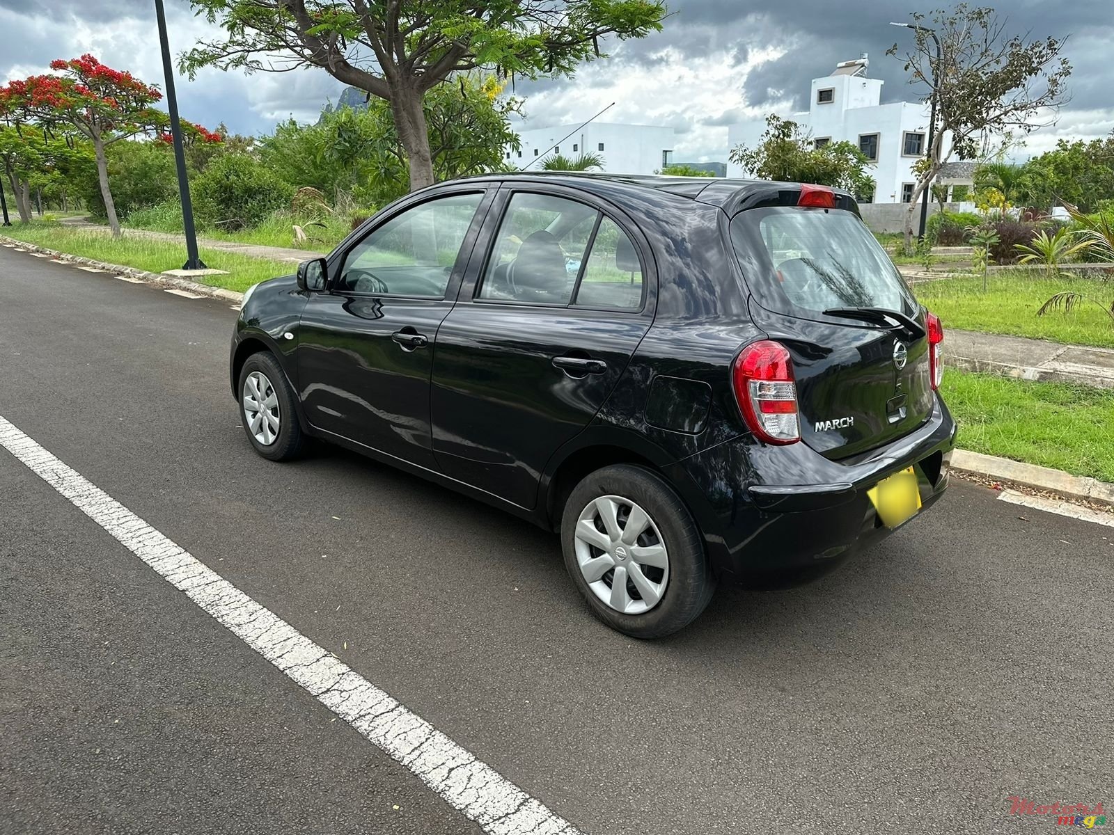 2013' Nissan March AK13 photo #4