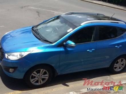 2010' Nissan Qashqai hyundai ix 35 2L 165 BVA photo #2