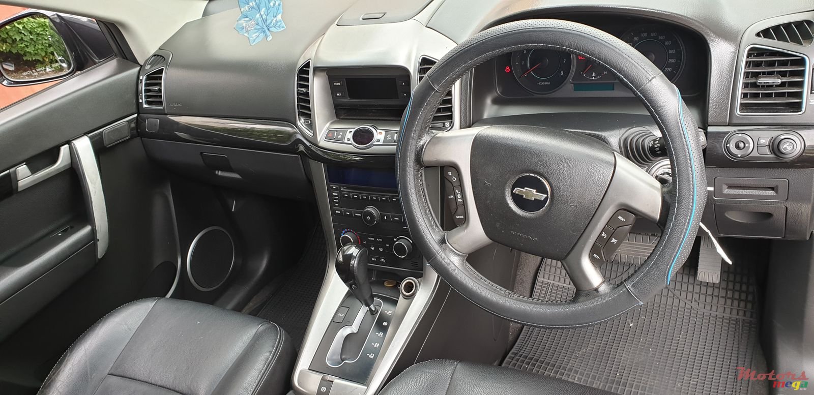 2012' Chevrolet Captiva photo #6