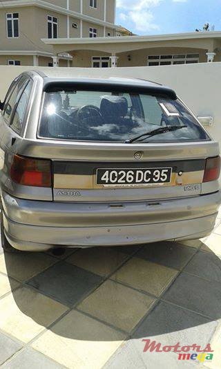1995' Opel Astra photo #2