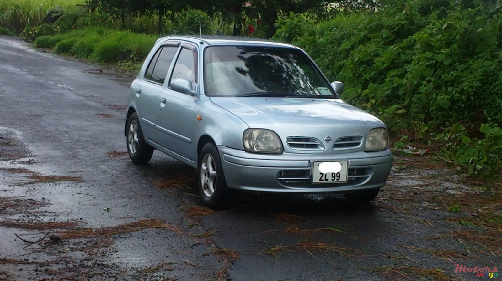 1999' Nissan March photo #1
