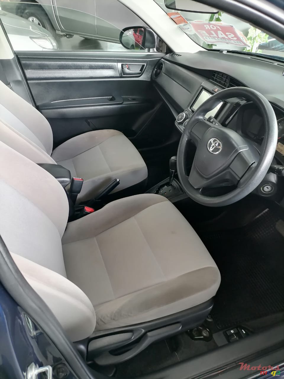 2016' Toyota Axio photo #5