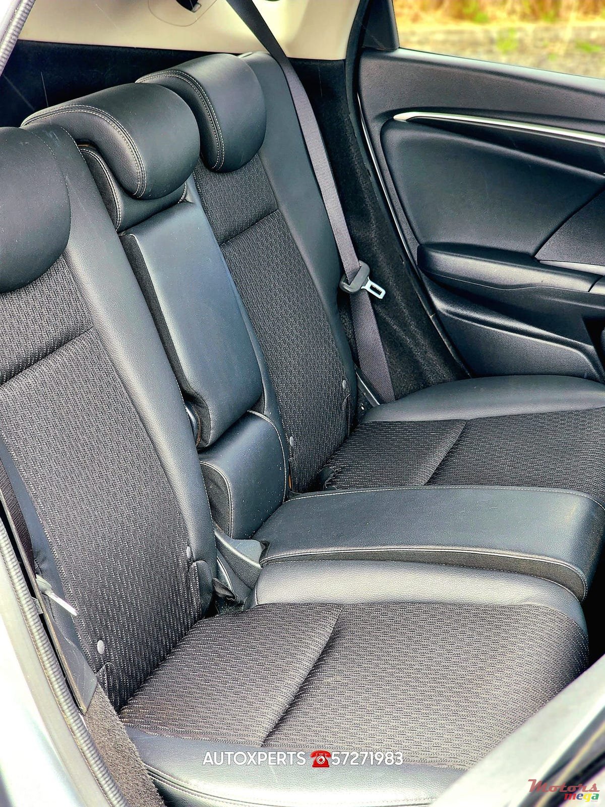 1970' Honda Fit 2015 photo #5