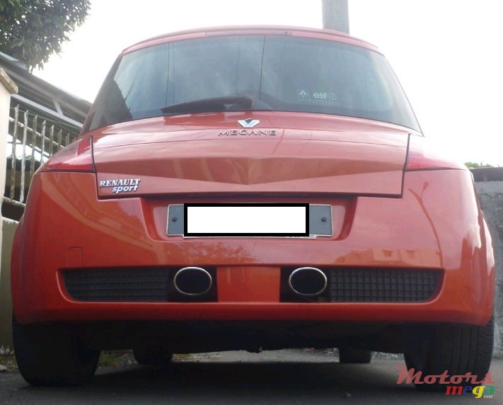 2005' Renault Megane RS photo #4