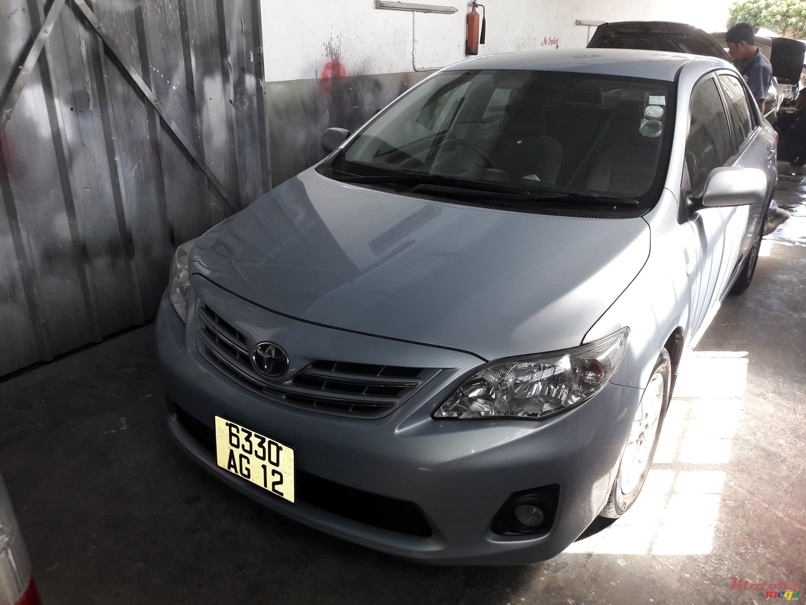 2012' Toyota corolla photo #1