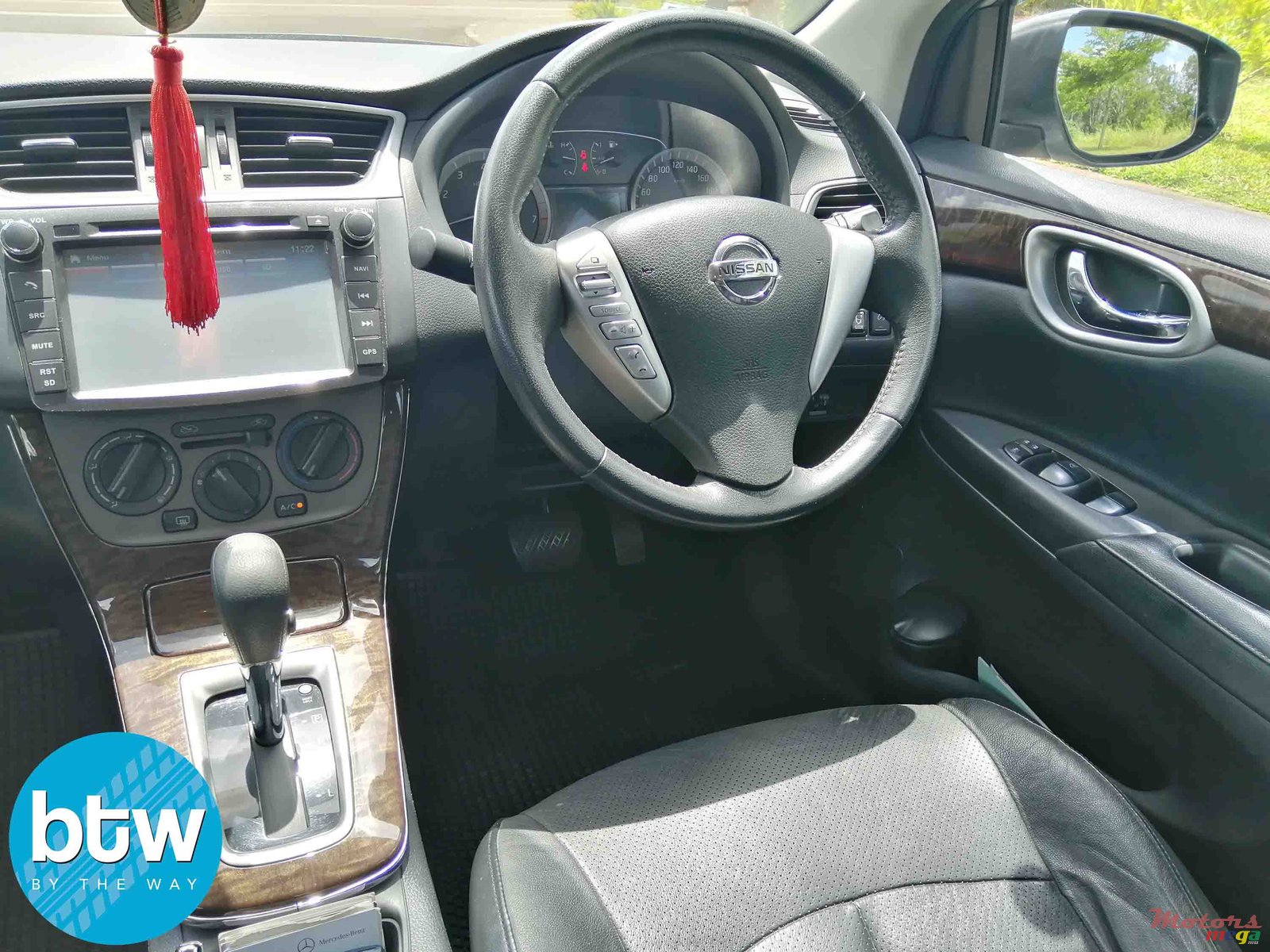 2014' Nissan Sentra photo #5