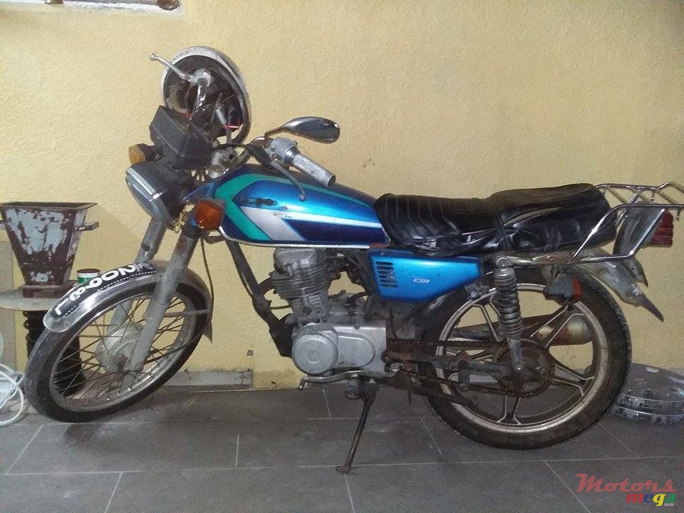 2000' Honda photo #1