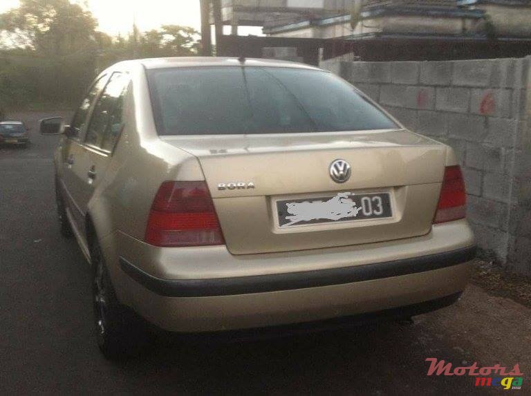 2003' Volkswagen Bora photo #3