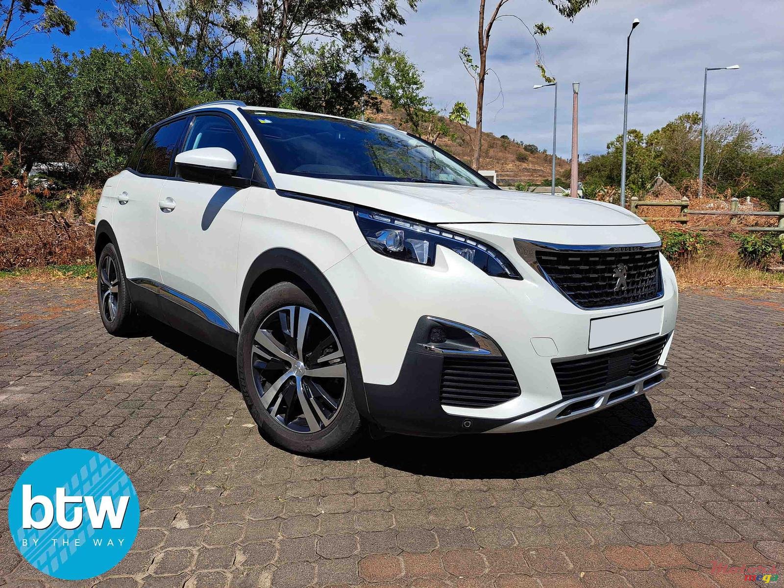 2019' Peugeot 3008 photo #1