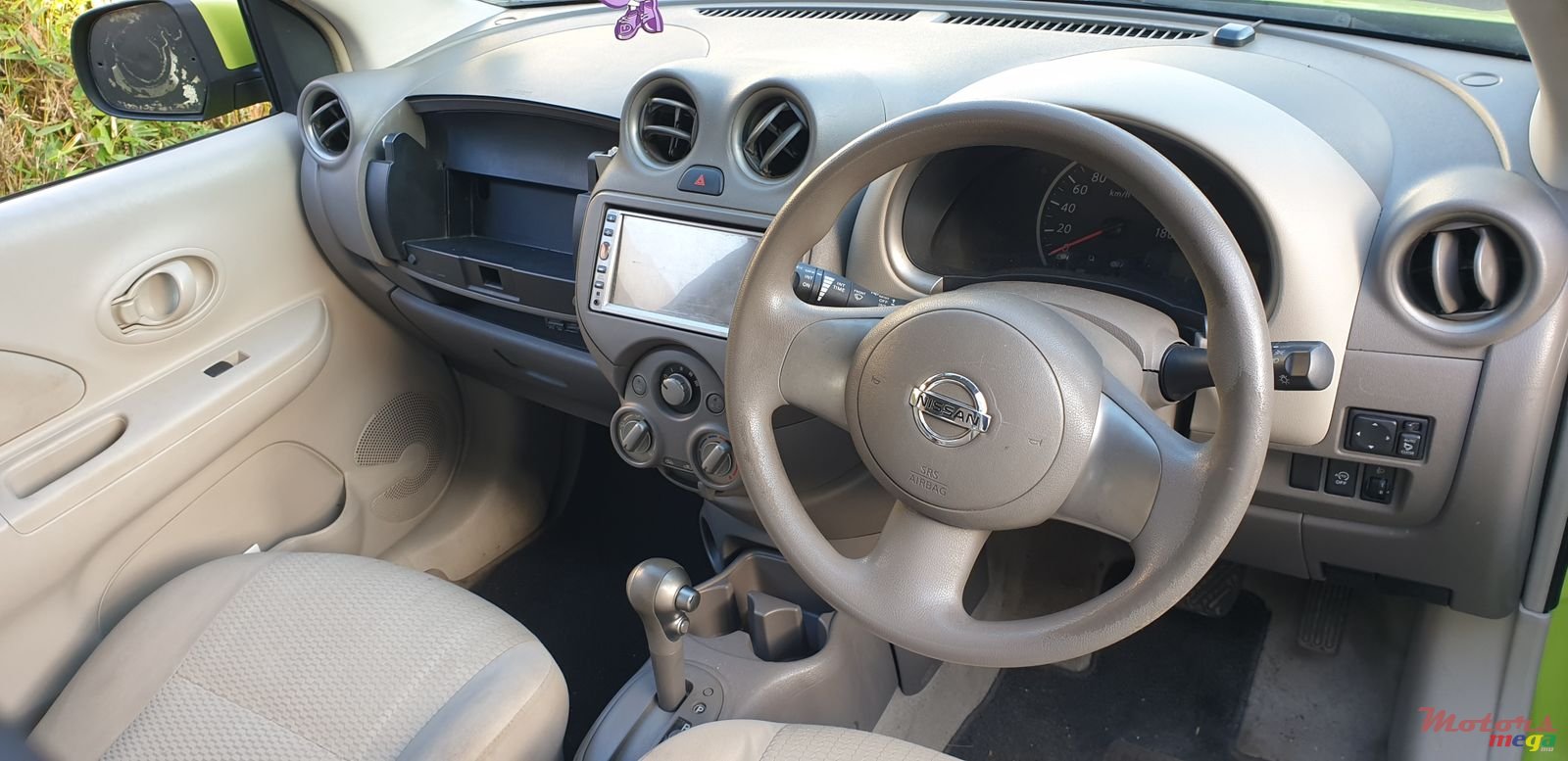 2010' Nissan March photo #6