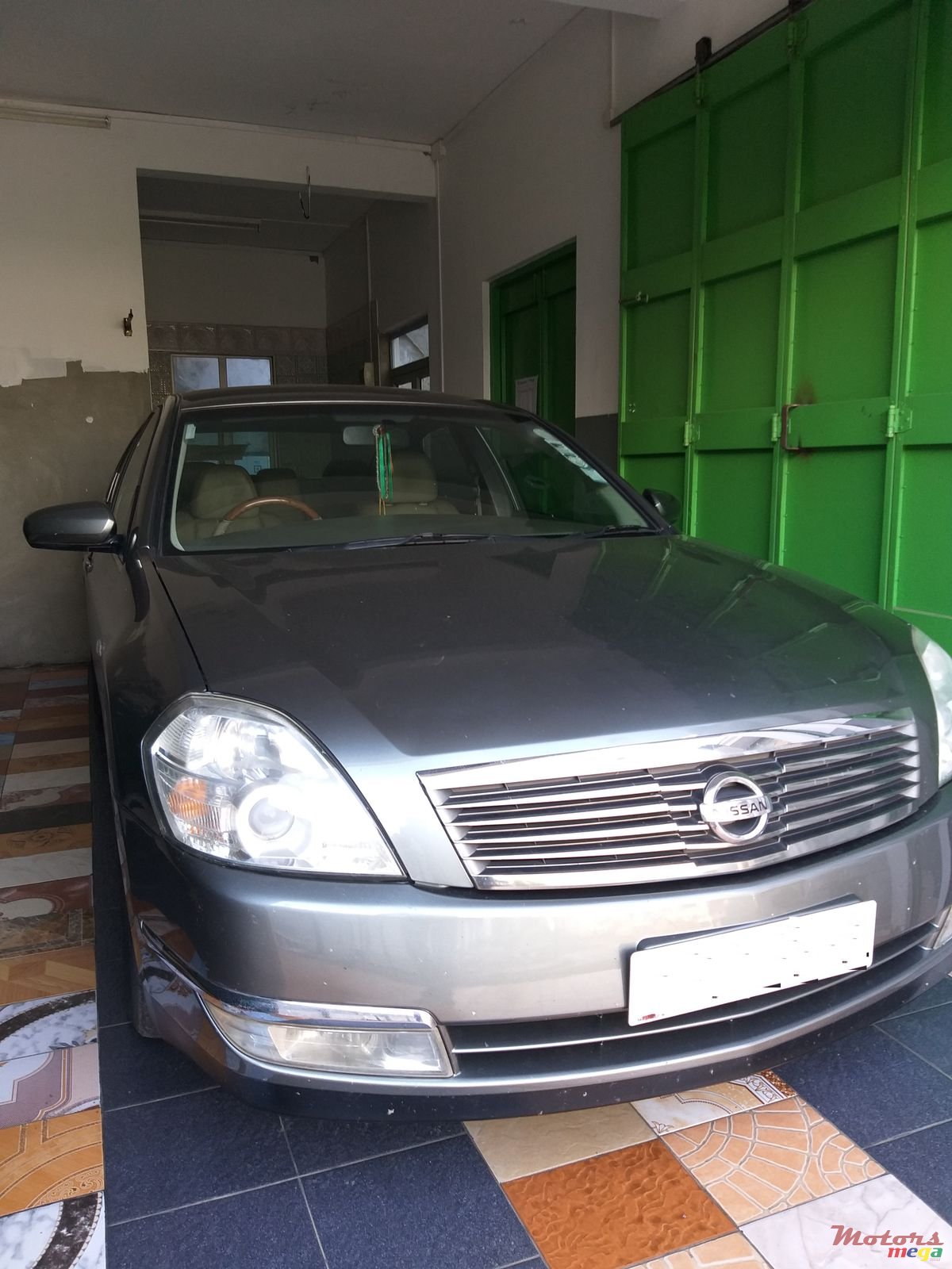 2010' Nissan Cefiro photo #2