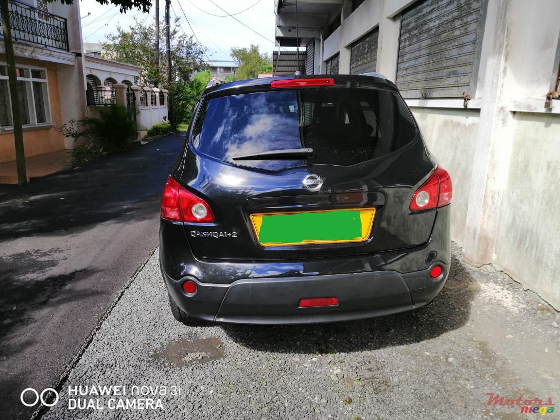 2009' Nissan Qashqai+2 photo #3