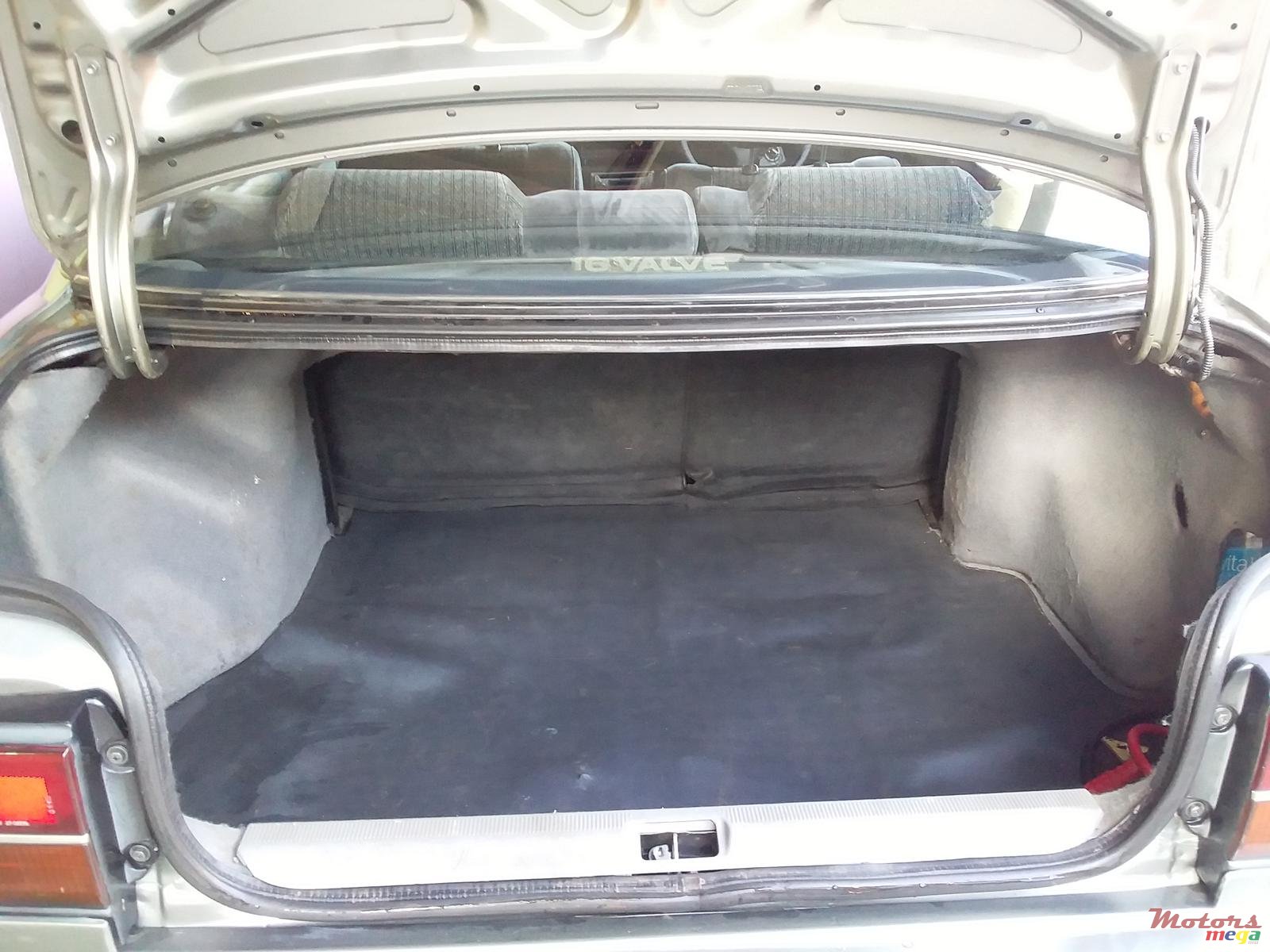 1990' Toyota Corona photo #2