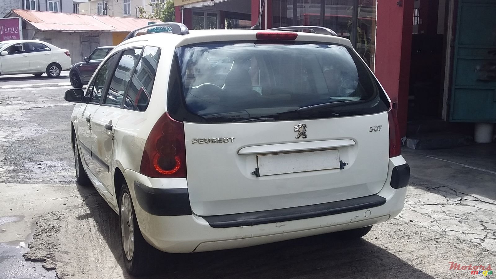 2005' Peugeot Break photo #4