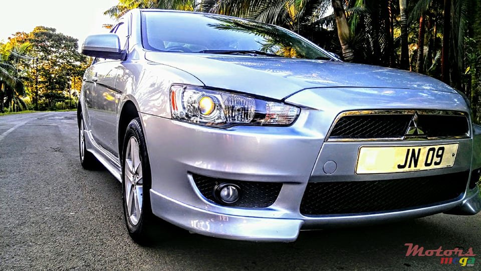2009' Mitsubishi Lancer EX GLS Full Executive photo #1