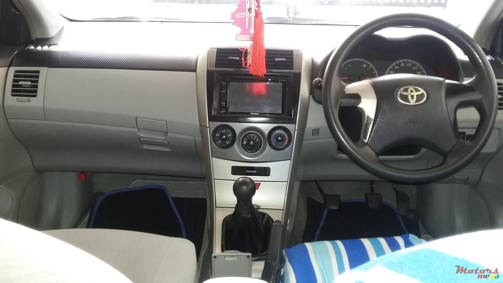 2007' Toyota Axio photo #5