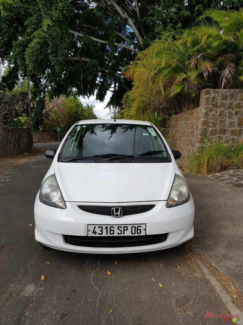 2006' Honda Fit photo #4