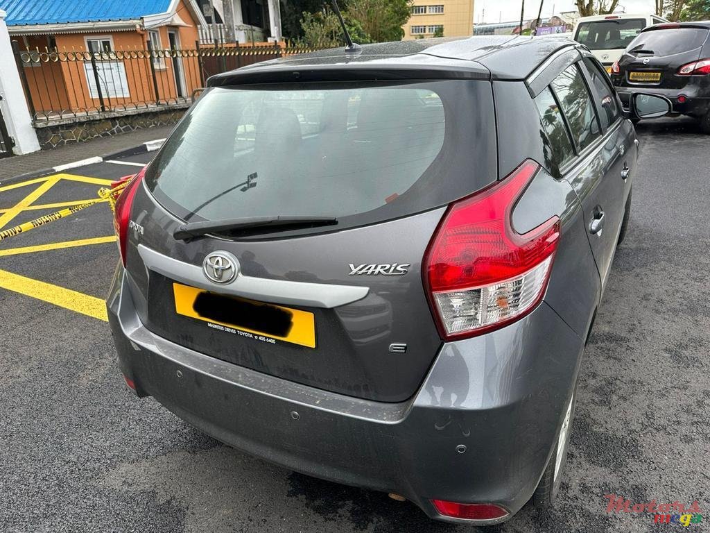 2016' Toyota Yaris photo #1