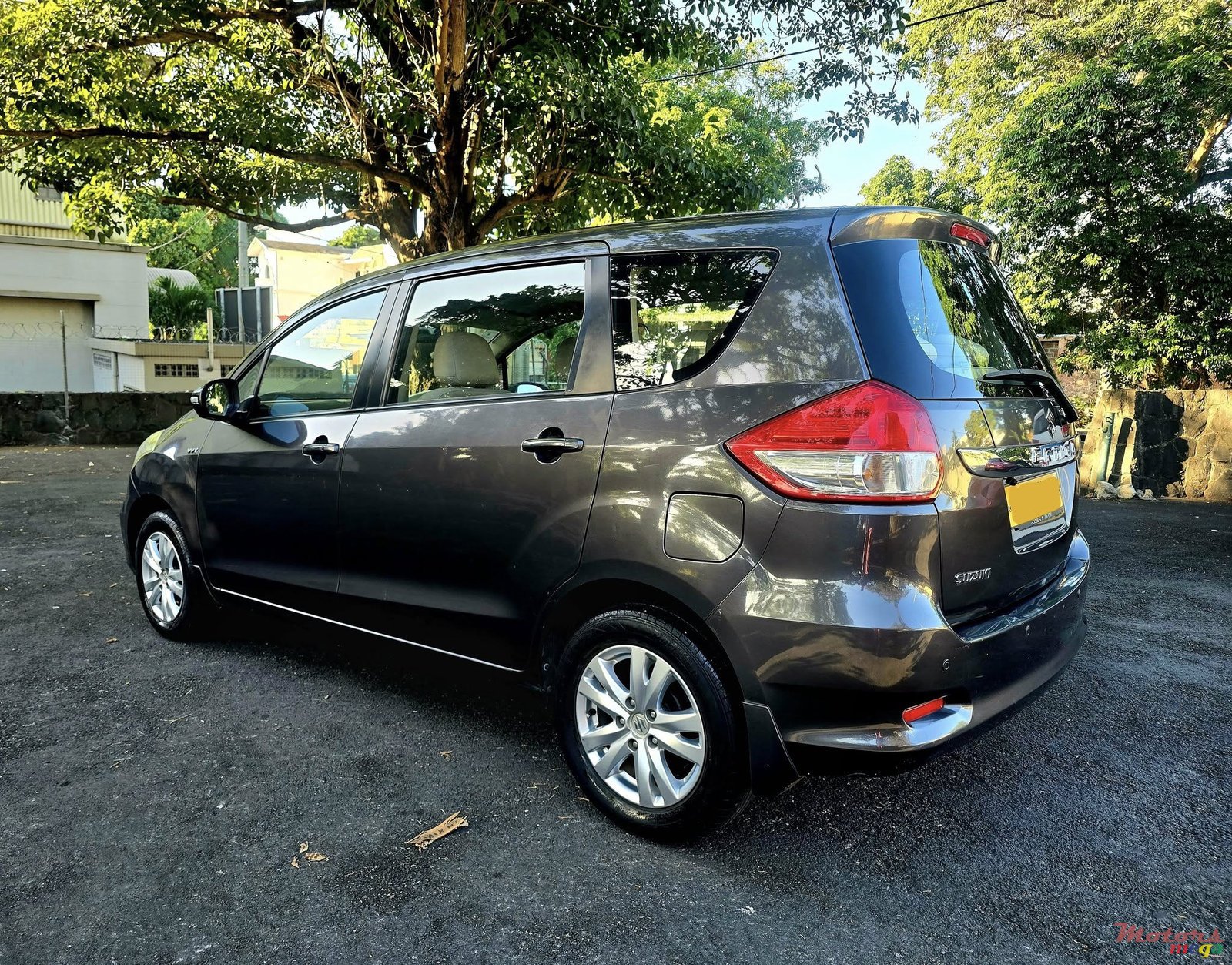 2018' Suzuki Ertiga photo #3