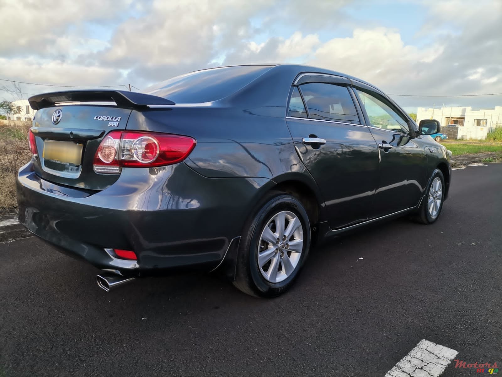 2012' Toyota Corolla photo #2