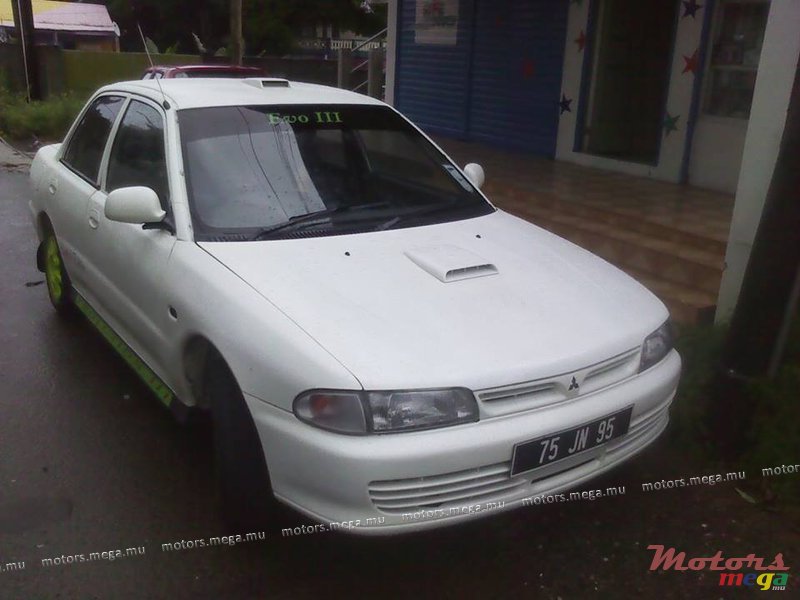 1995' Mitsubishi photo #1