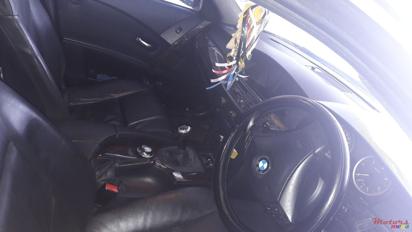 2004' BMW 525 photo #3