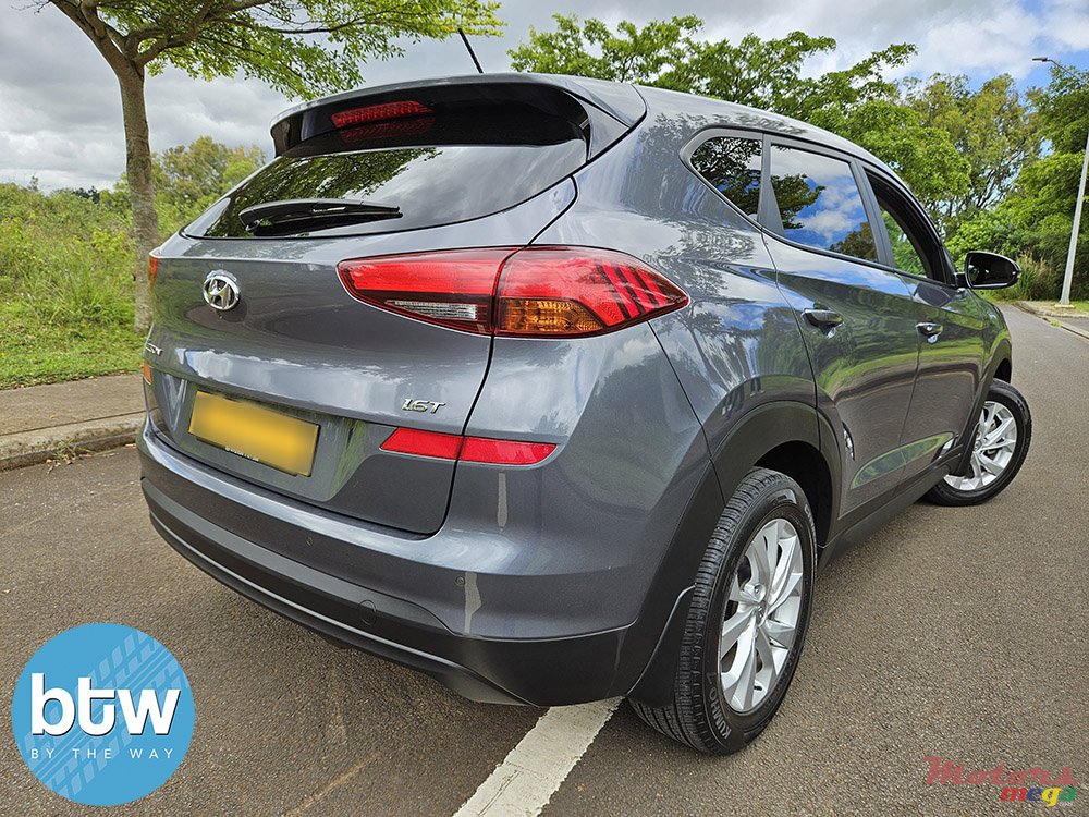 2021' Hyundai Tucson photo #4