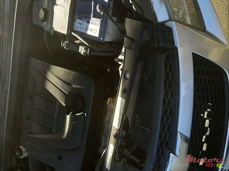 2010' Chevrolet Cruze photo #4