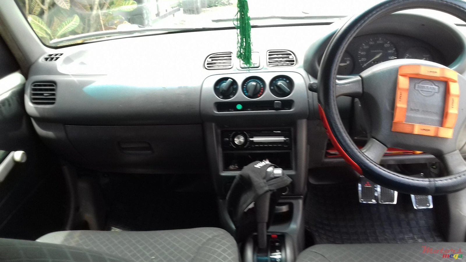 1999' Nissan March photo #4