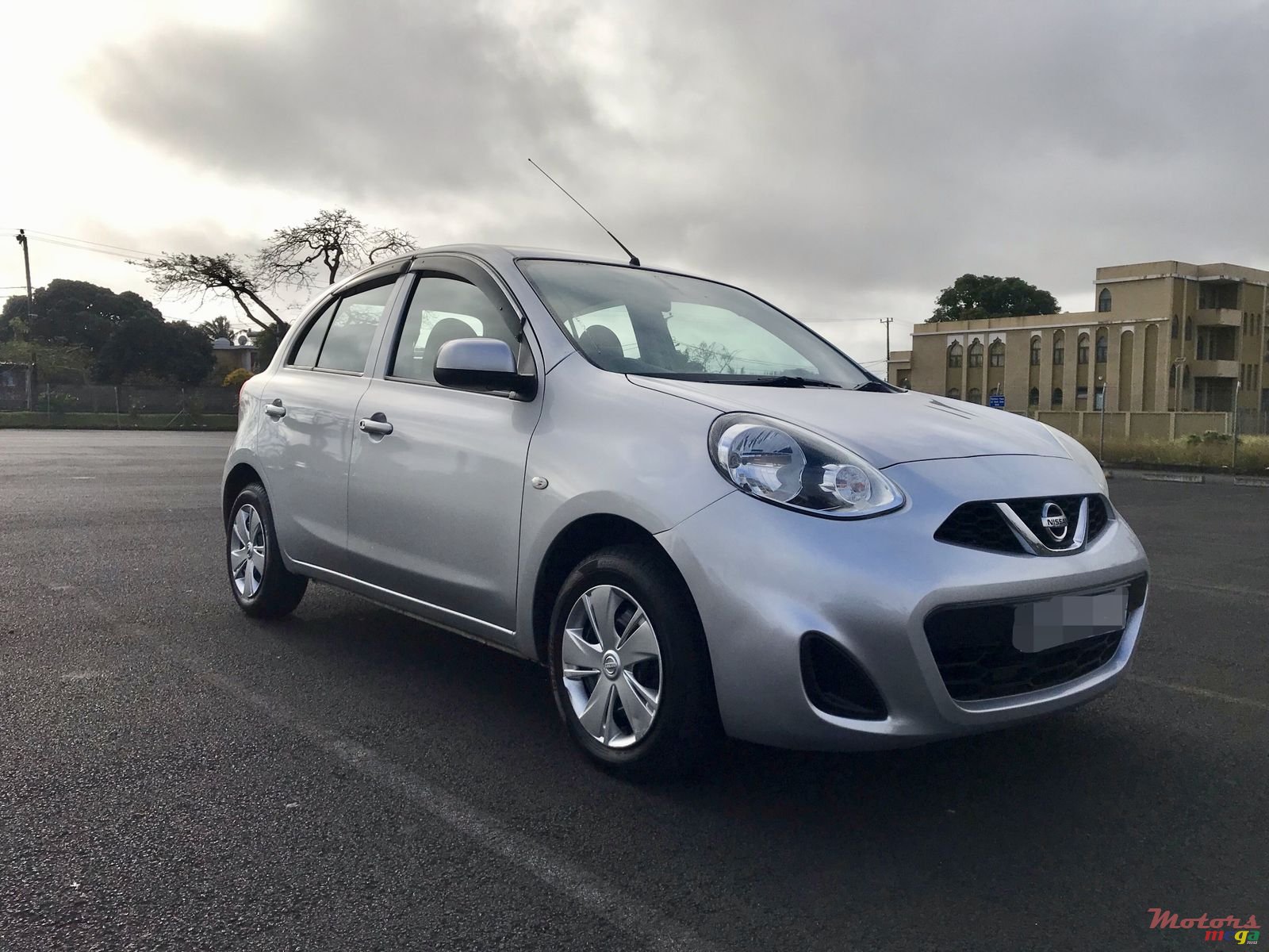 2014' Nissan March photo #1