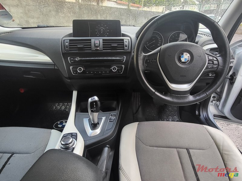 2012' BMW 120 photo #6