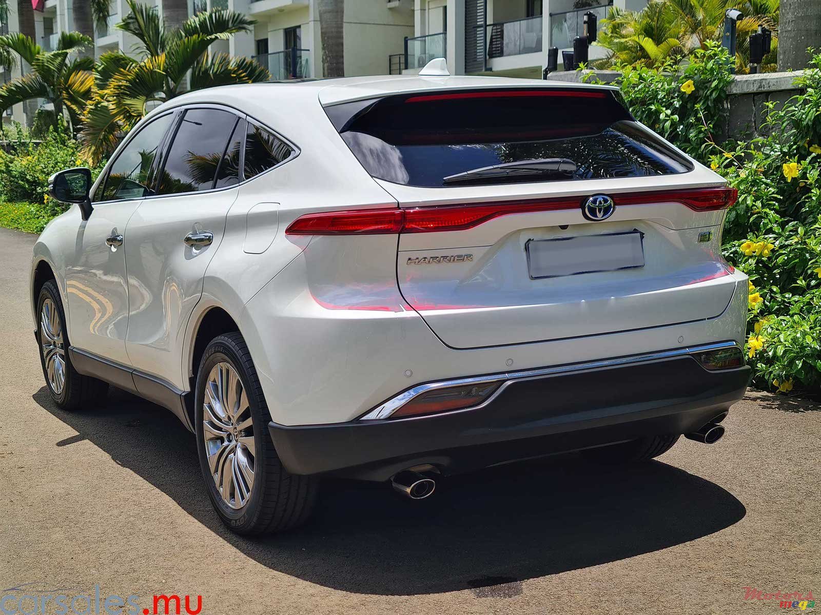 2021' Toyota Harrier Z Leather Package 2.5 Hybrid photo #3