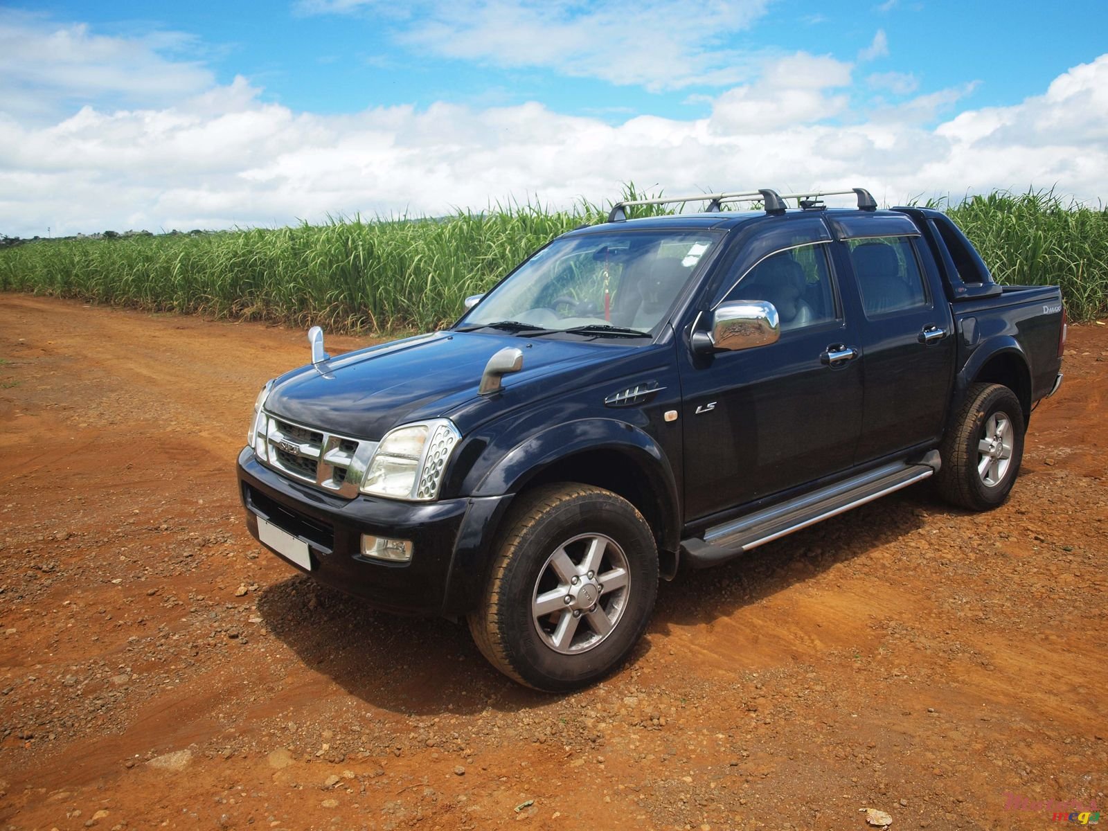 2005' Isuzu D-Max photo #1