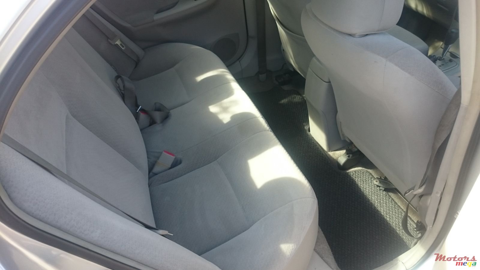 2010' Toyota Corolla Axio Grade X photo #6