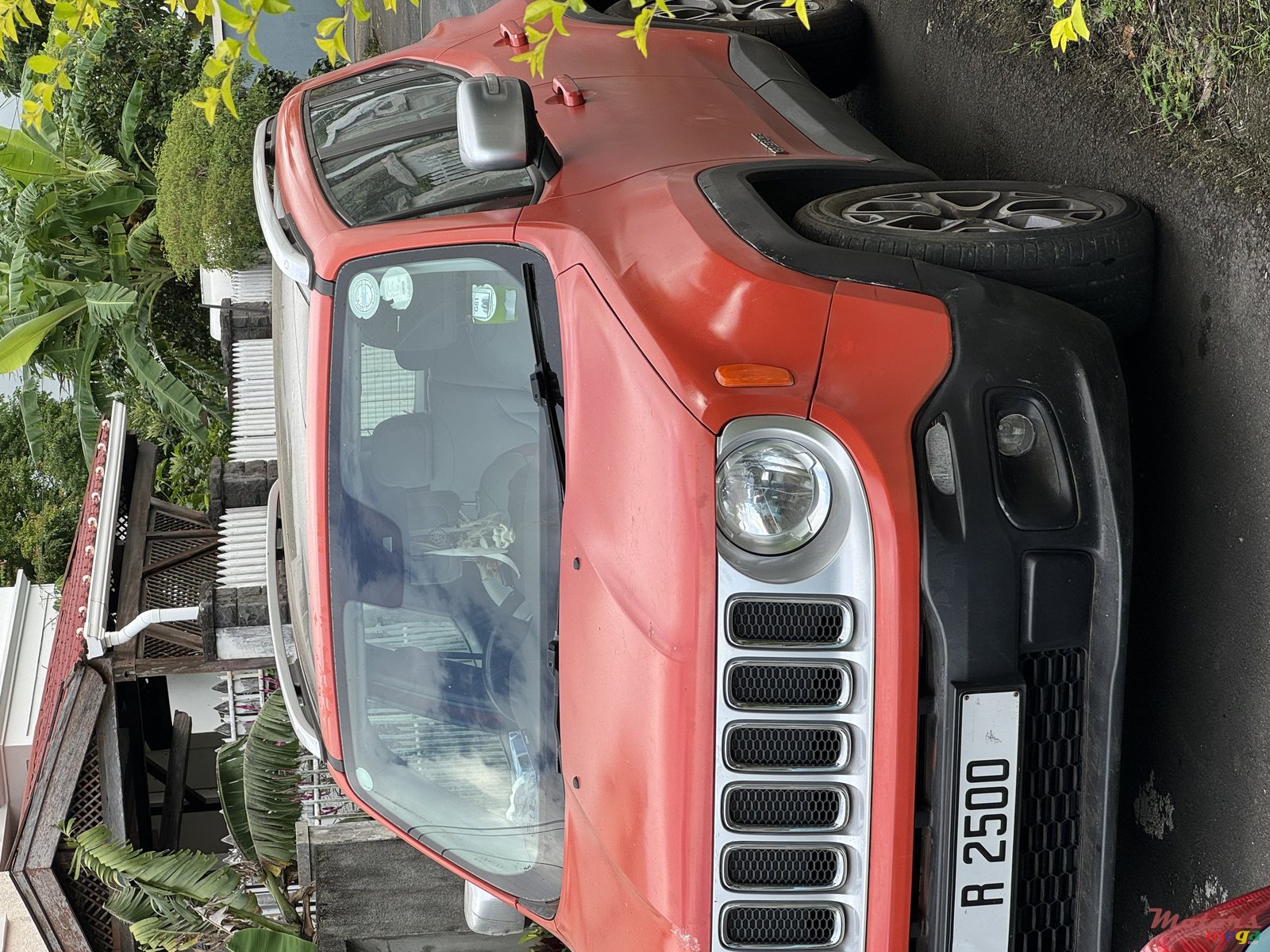 2015' Jeep Renegade photo #5