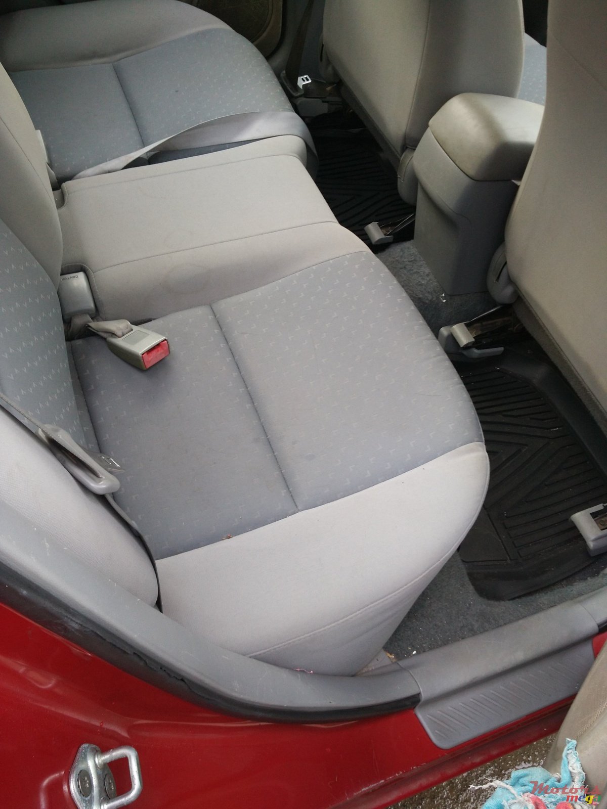 2005' Mazda 3 None photo #5