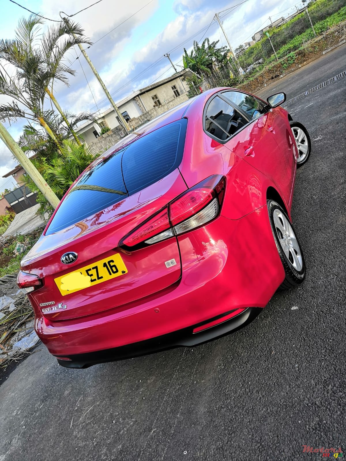 2016' Kia Cerato Forte K3 photo #2