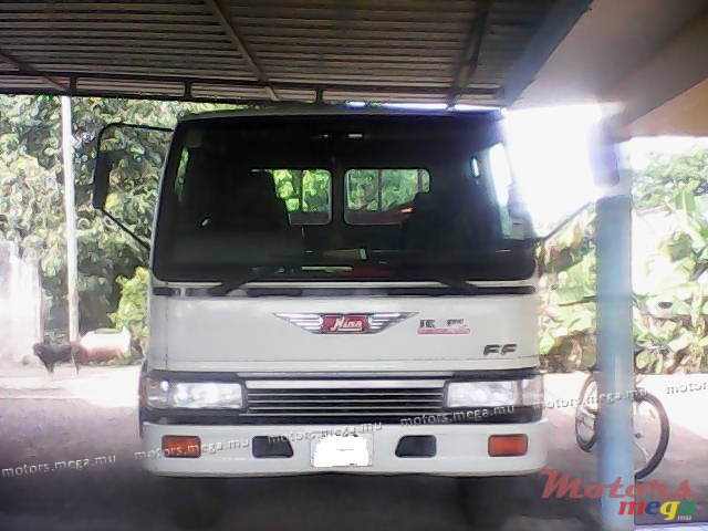 2000' Daihatsu photo #1