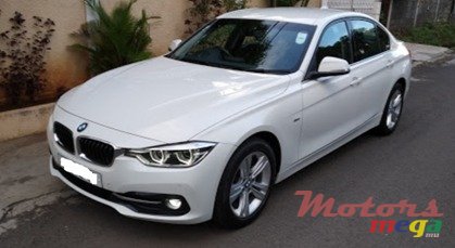 2016' BMW 318 photo #7