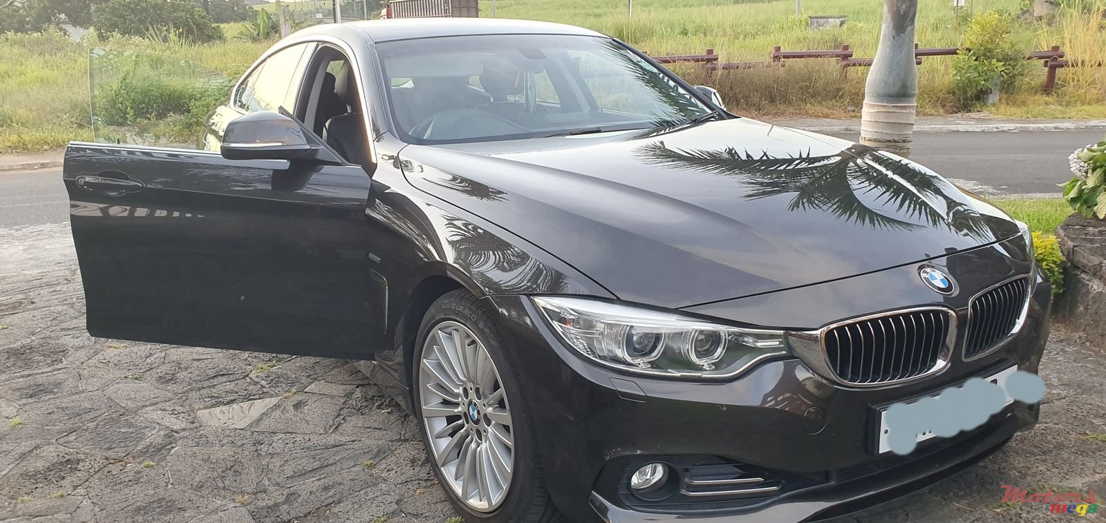 2015' BMW 420 photo #2