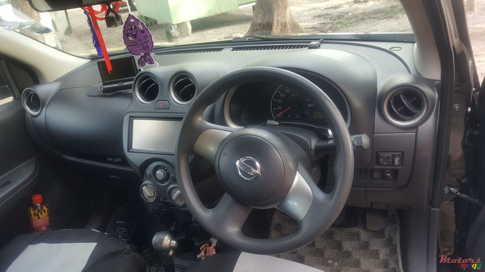 2013' Nissan March photo #3