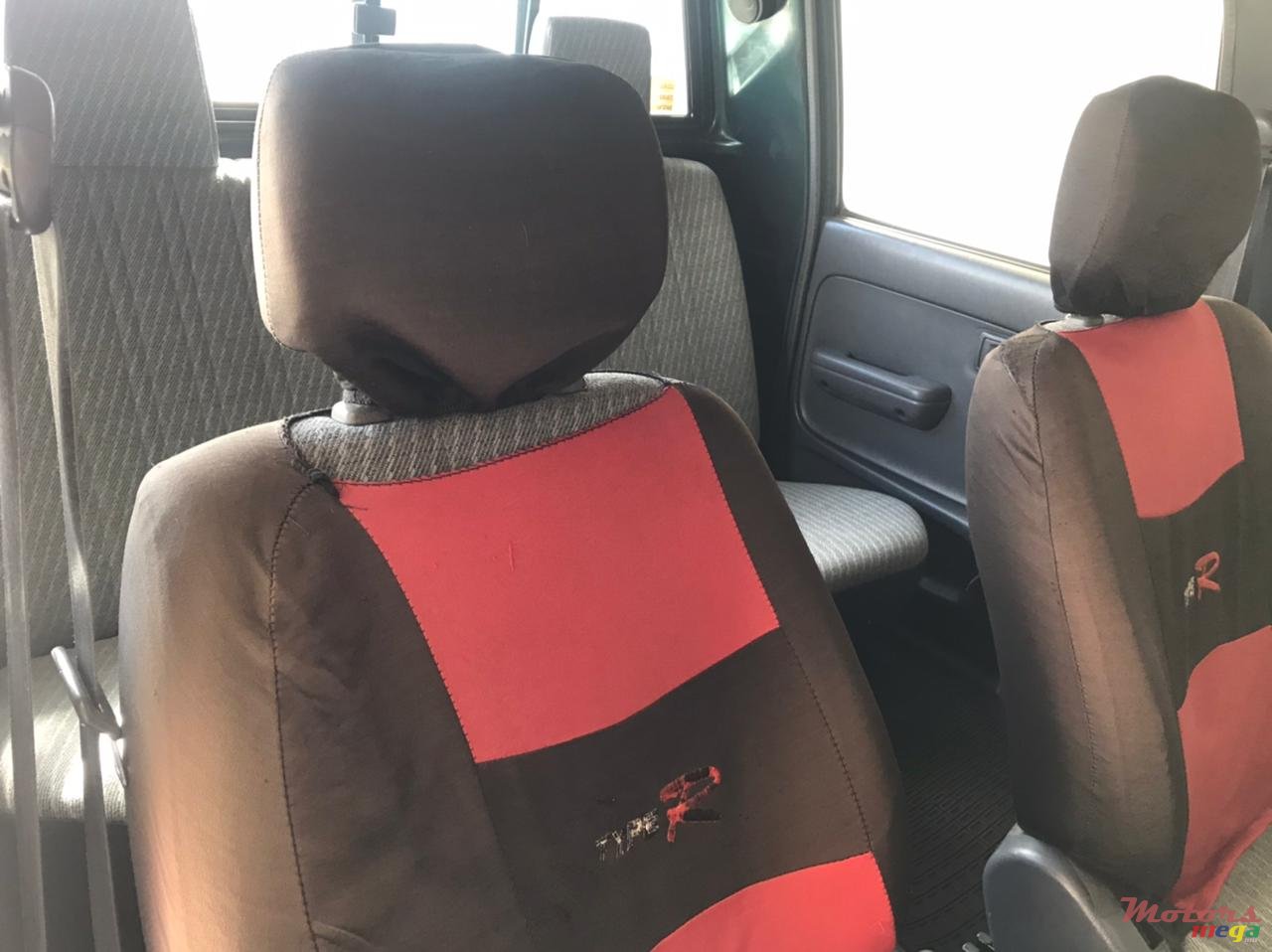 1999' Toyota photo #1