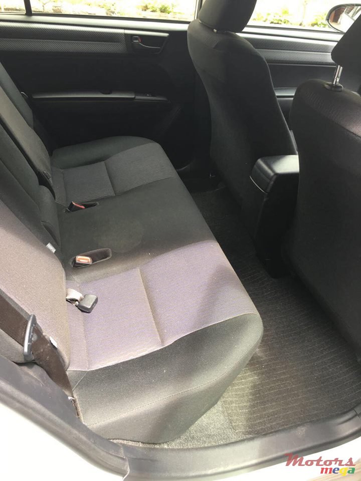 2012' Toyota Fielder photo #3